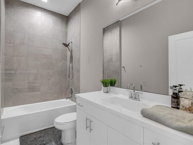 Building Photo - 4920 Whispering Way