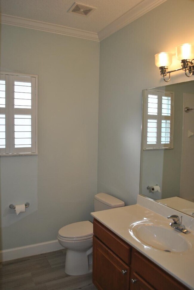 Building Photo - 128 Centennial Park Dr