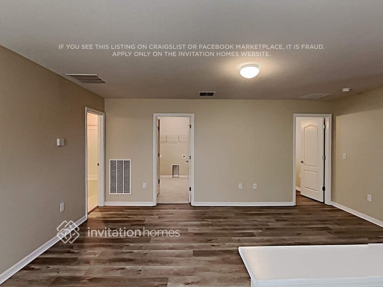 Building Photo - 7603 Pool Compass Loop