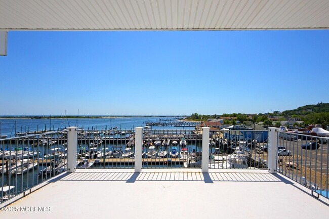 Building Photo - 9 Sea Drift Ave