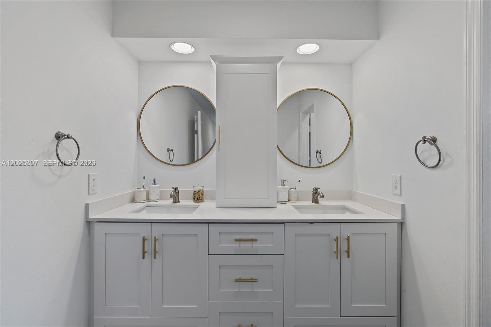 Building Photo - 7140 SW 55th Ter W