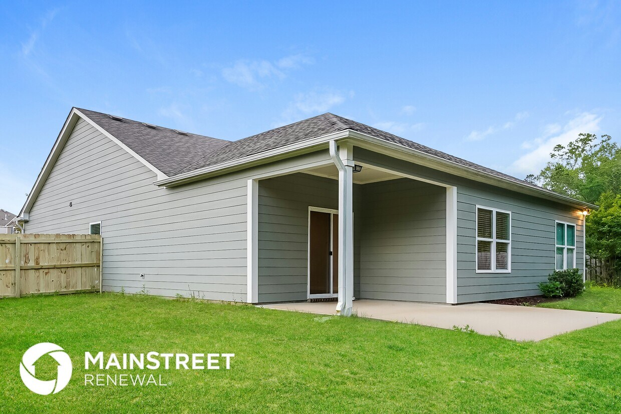 Building Photo - 1080 Park View Dr