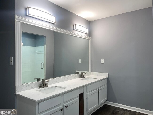 Building Photo - 5391 Kelleys Mill Cir