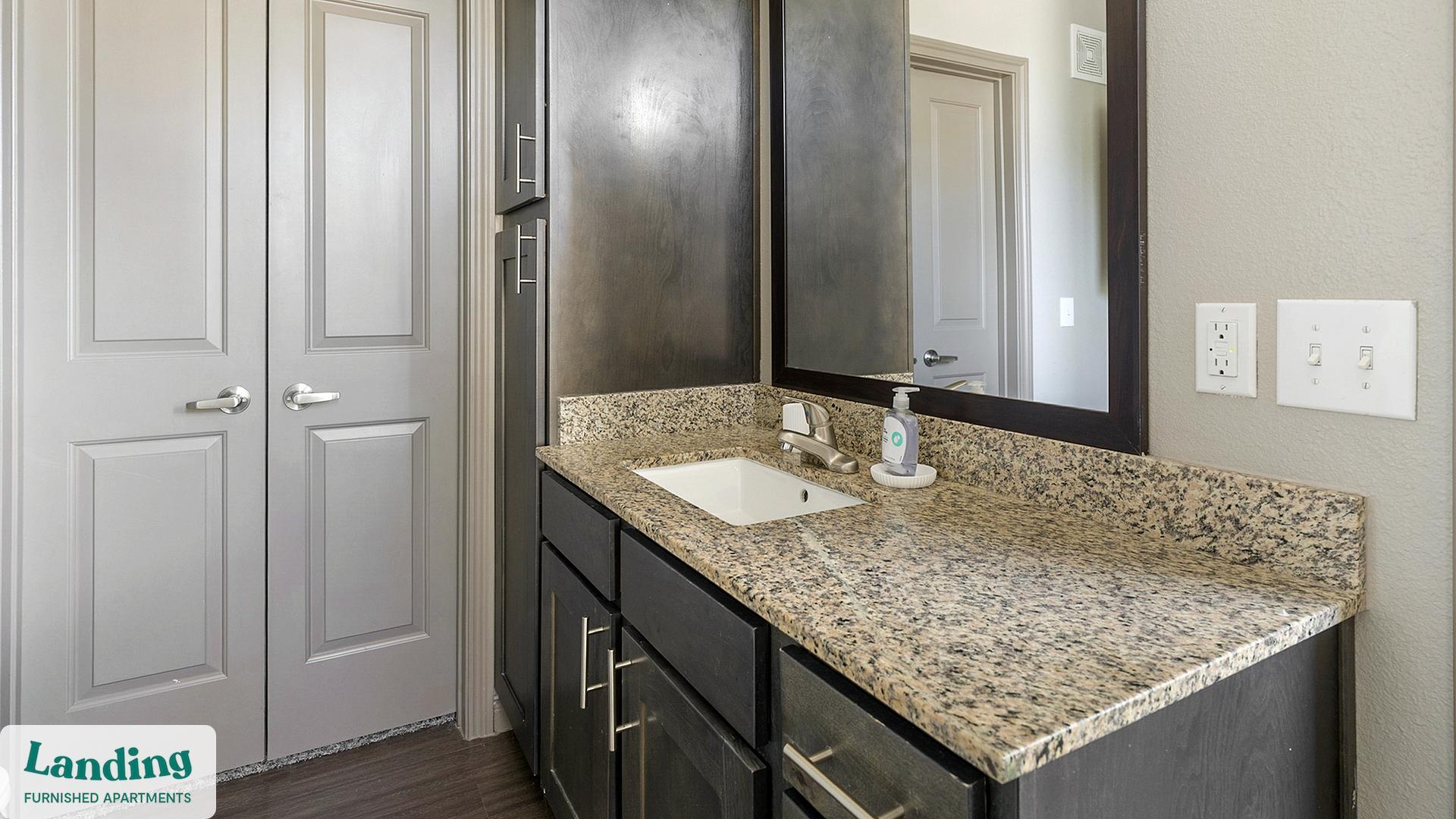 Building Photo - 99 W Cedar Bayou Lynchburg Rd