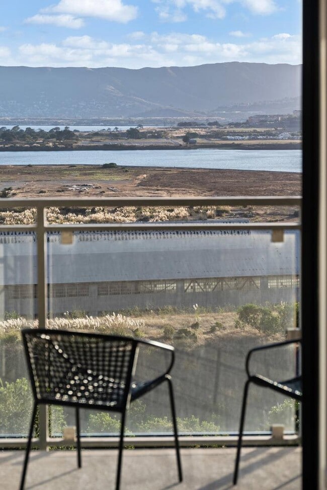 Building Photo - 52 Kirkwood Ave