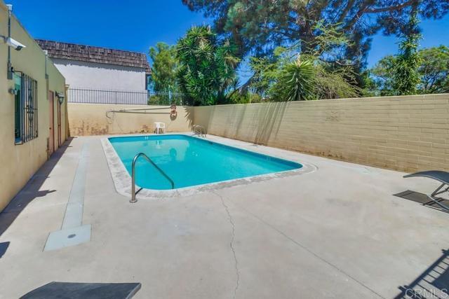 Building Photo - 617 Third Ave