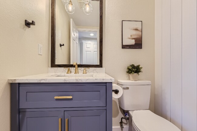 Building Photo - 11032 Brownstone Dr