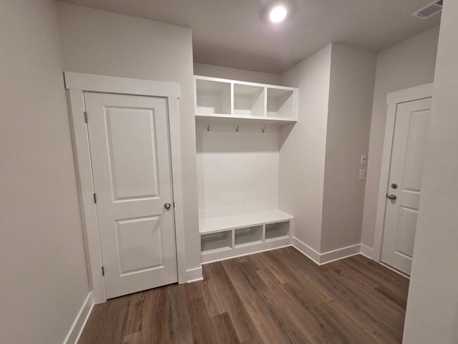 Building Photo - Spacious 4-Bedroom New Build in Ooltewah!