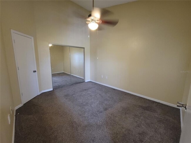 Building Photo - 421 Fountainhead Cir