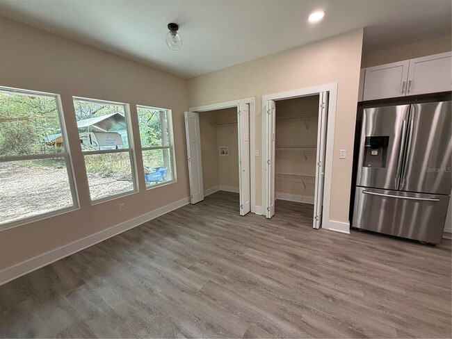 Building Photo - 4409 NW 31st Ave