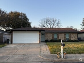 Building Photo - 1213 Tranquilla Terrace