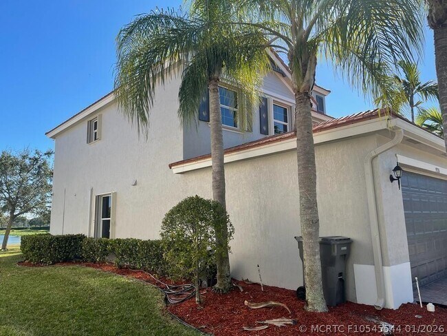 Building Photo - 9326 Plantation Estates Dr