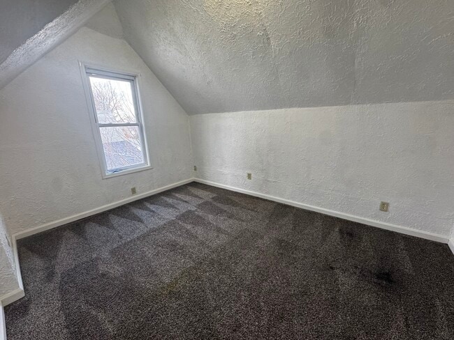 Building Photo - 1214 W Havens St