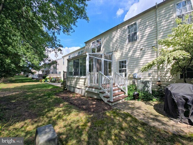 Building Photo - 20875 Killawog Terrace