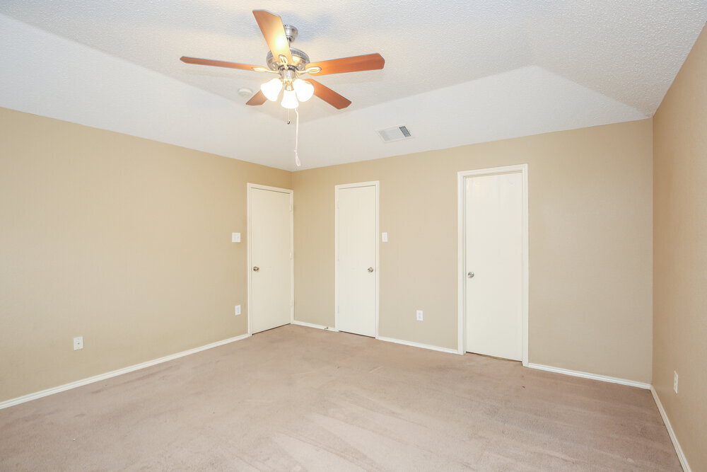 Building Photo - 908 Fenway Ln