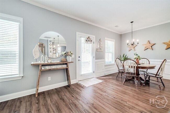 Building Photo - 114 Sams Dr