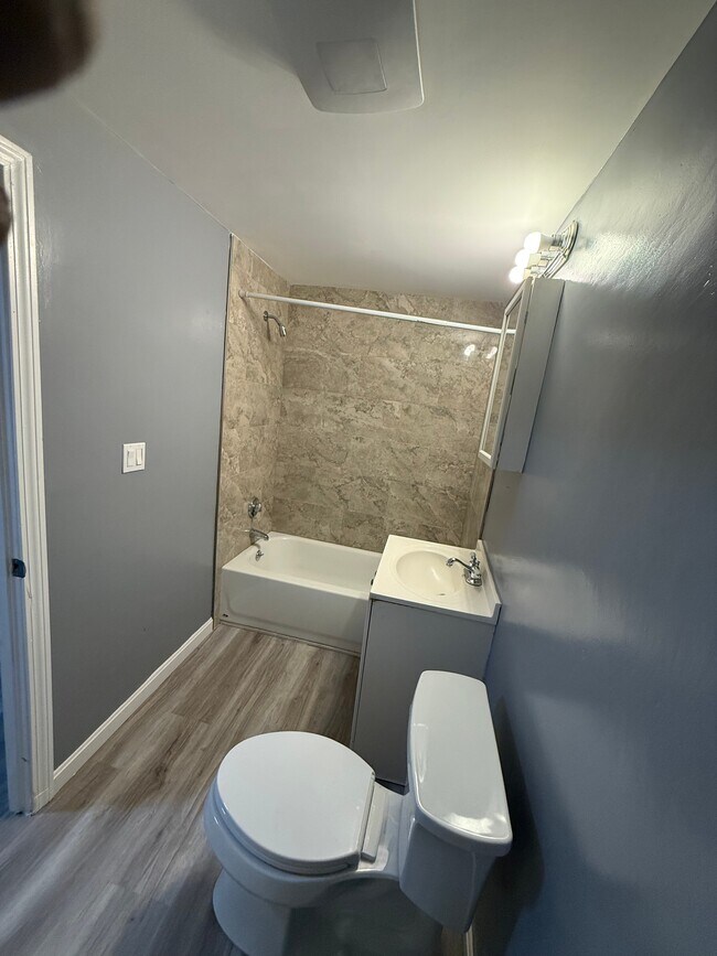 Building Photo - 798 Montello St