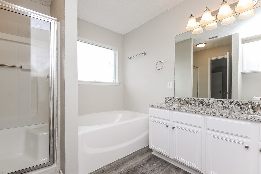 Building Photo - 930 Morgan Dr