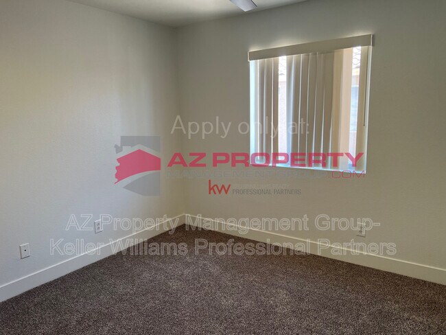Building Photo - 14916 W Ventura St