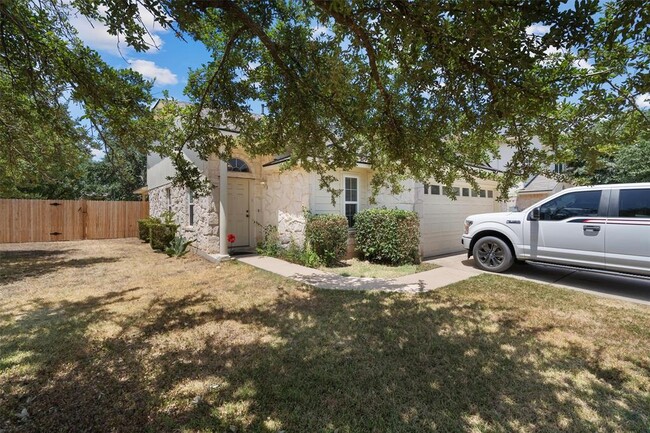 Building Photo - 2601 Turtle River Dr