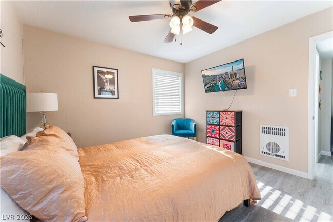 Building Photo - 1021 Griffith Ave