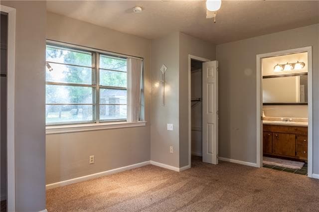 Building Photo - 2905 Acorn Trail