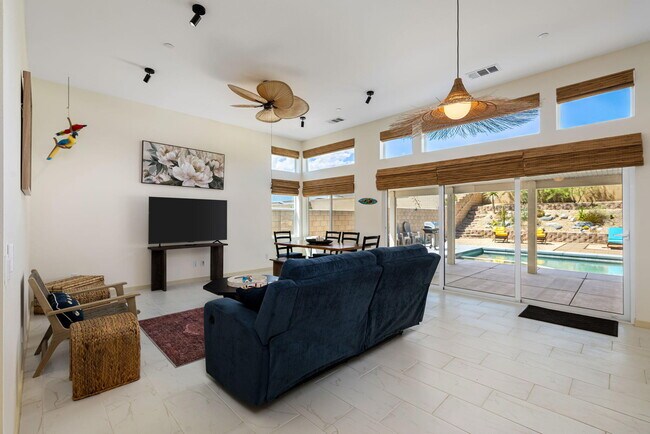 Building Photo - 12613 Sylvanus Dr