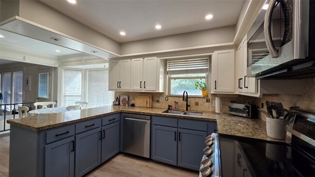 Building Photo - 3407 Flaming Candle Dr