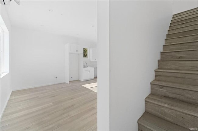 Building Photo - Brand new detached 4 bedroom 2 bath ADU