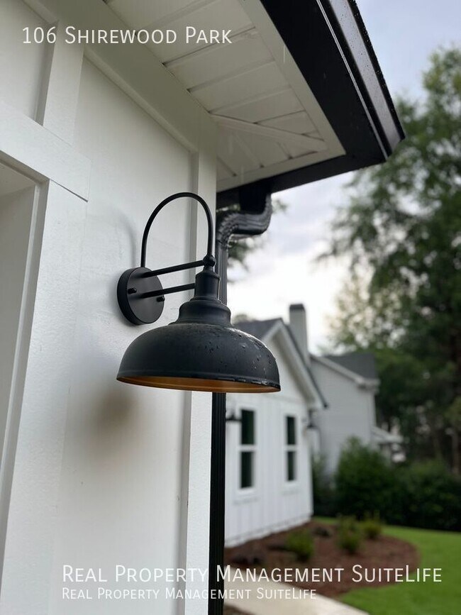 Building Photo - 106 Shirewood Park