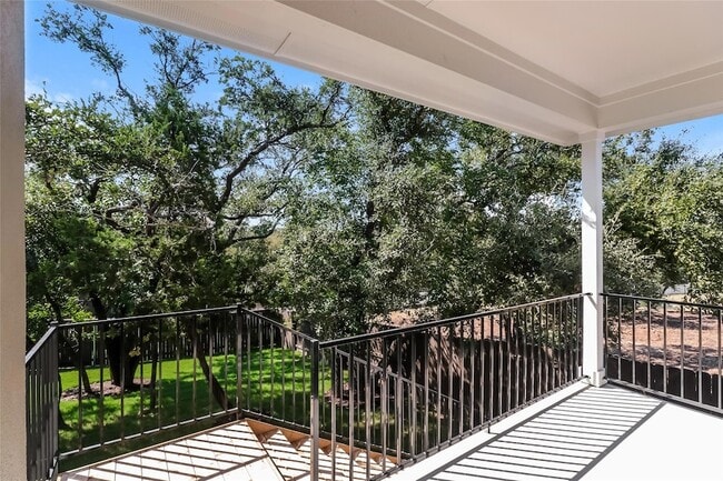 Building Photo - 2605 Sam Bass Rd