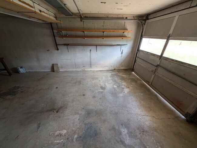 Garage - 12025 Marwood Ln