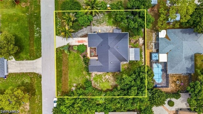 Building Photo - 18185 Hilda Dr