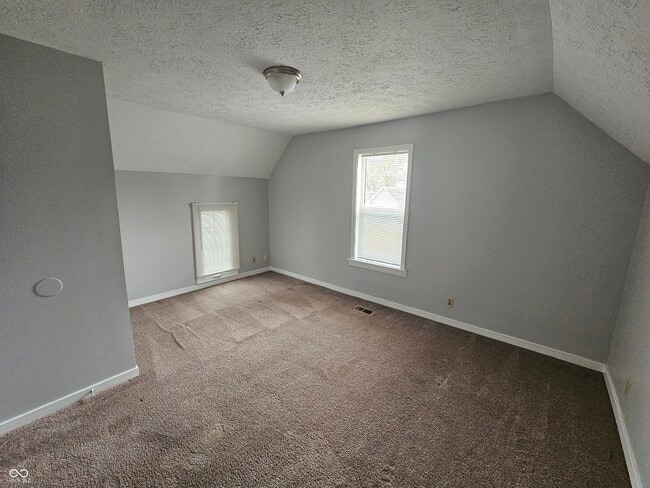 Building Photo - 33 Miley Ave