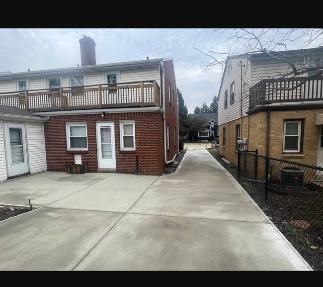 Building Photo - 8357 W Watertown Plank Rd