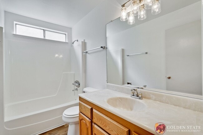 Building Photo - Sunnyvale home with central air and new LV...