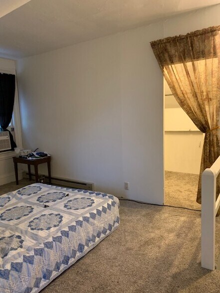 2nd Bedroom - 610 Main St