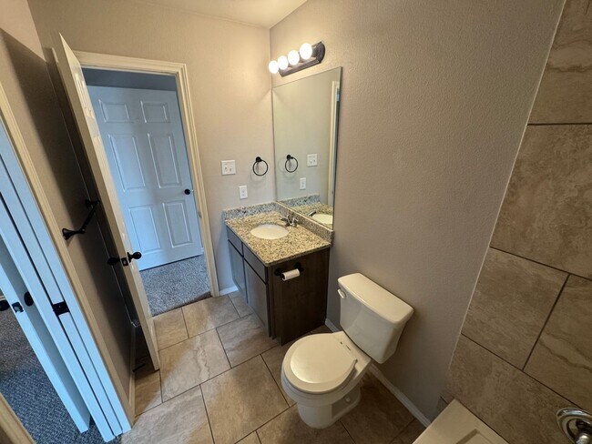 Building Photo - 4122 Swans Landing
