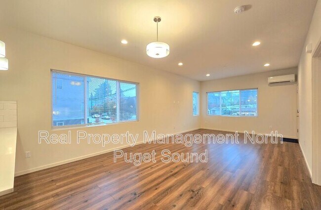 Building Photo - 17417 W Main St