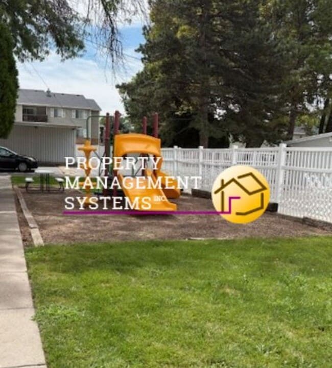 Building Photo - 2 Bedroom Condo in Millcreek!