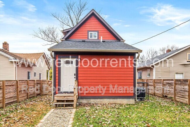 Building Photo - 1619 N Tacoma Ave