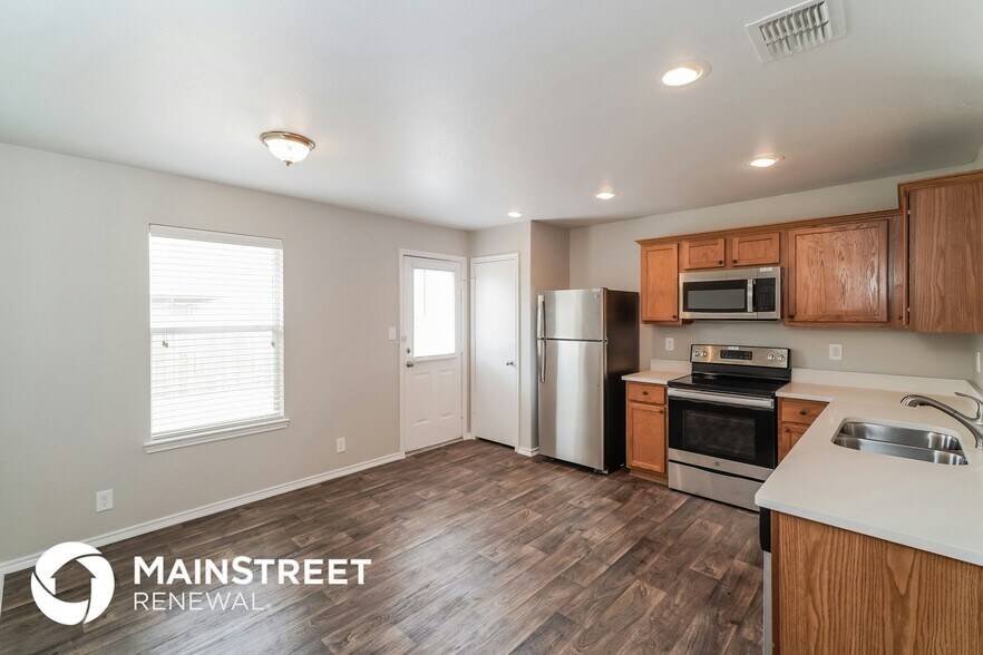 Building Photo - 9738 Marbach Canyon