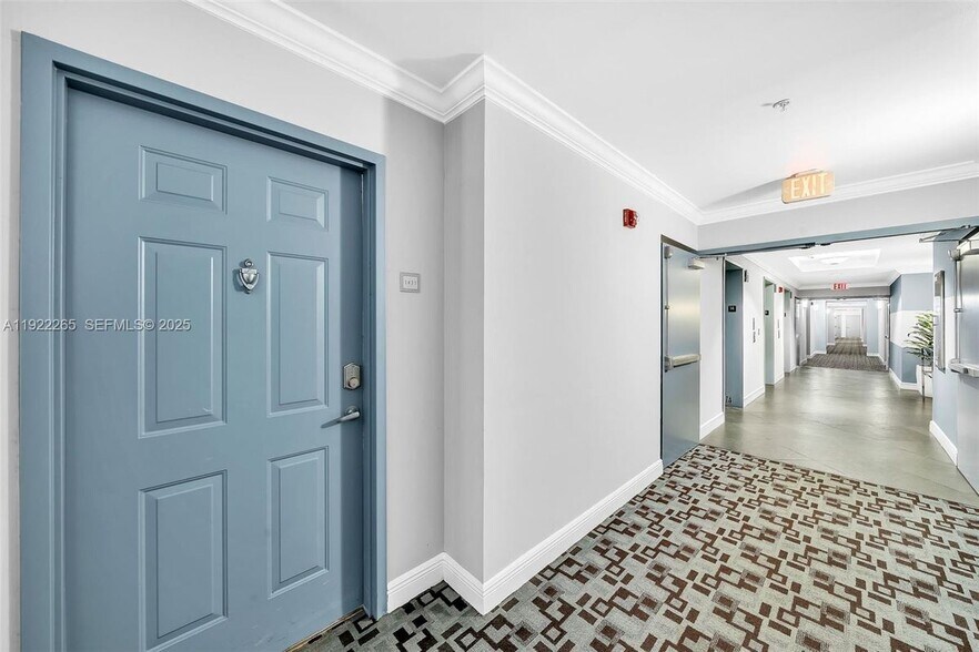 Building Photo - 255 Evernia St