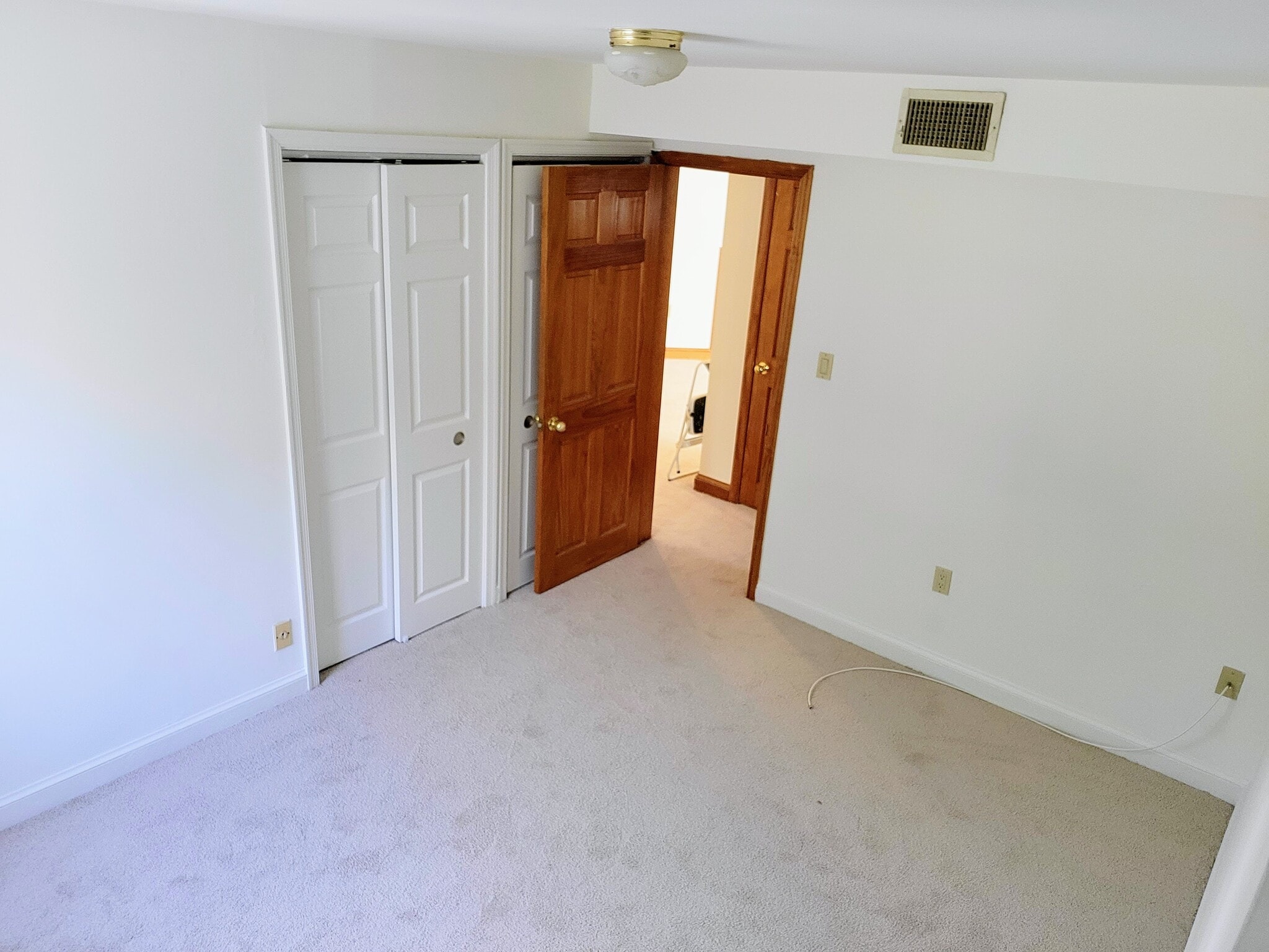 Bedroom - 2606 Tunlaw Rd NW