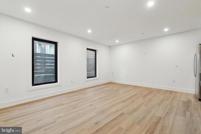 Building Photo - 808 N 3rd St