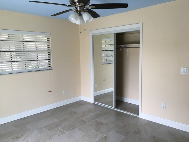 Back bedroom - 312 14th St SW