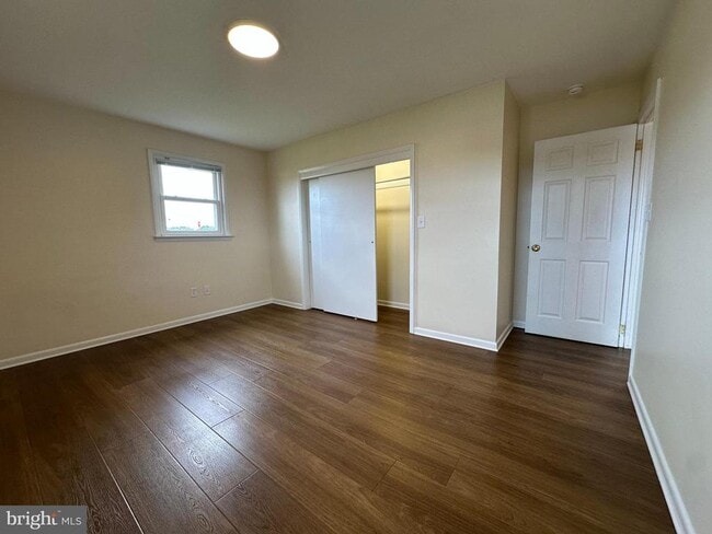 Building Photo - 623 Kriner Rd