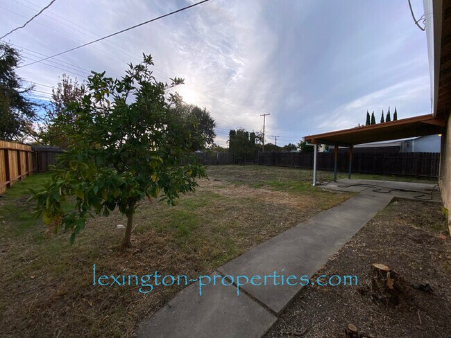 Building Photo - Charming 3BD, 1BA, Home with Modern Upgrades in Antelope, CA