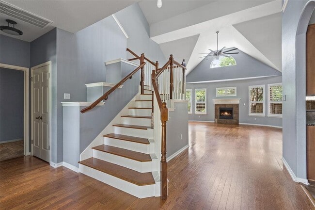 Building Photo - 908 Golden Palomino Ct