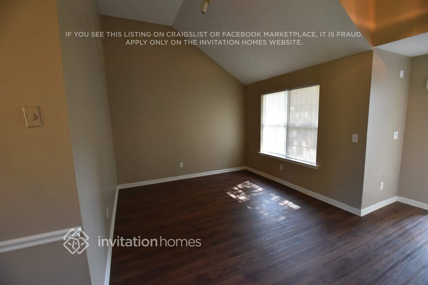 Building Photo - 85 Hazelhurst Dr